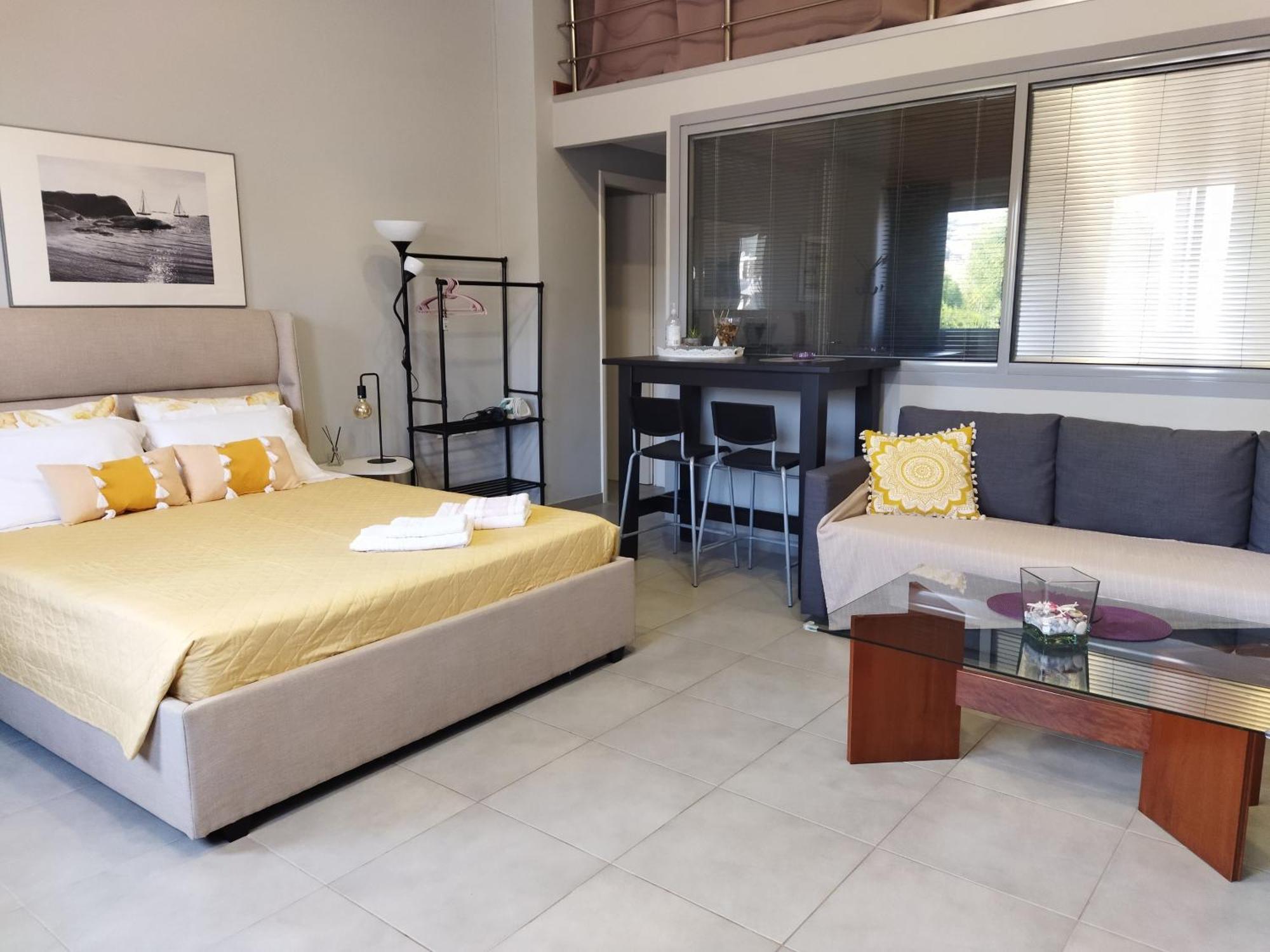 Cozy Apartment Near To The Airport Kouvaras Exterior photo